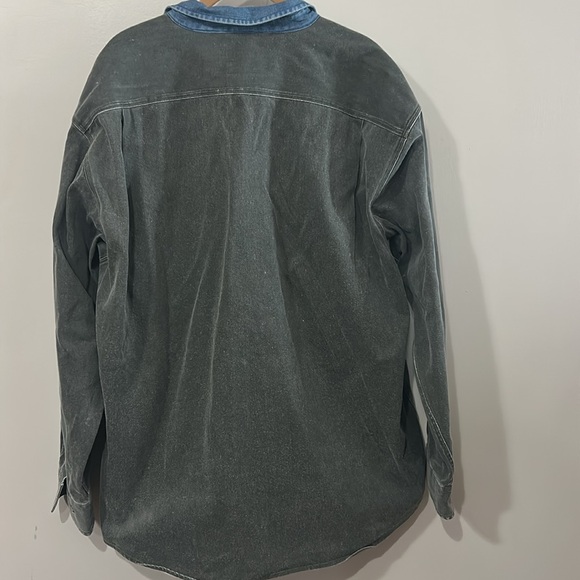 AE Denim Button-Up Shirt with Blue Collar - Picture 4 of 4